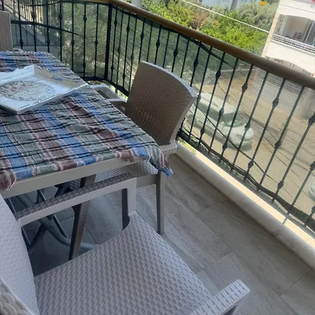 3 Bedroom Close To Mall And Bus Station * 페티예